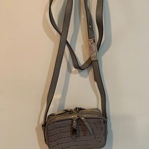 G.I.L.I. Small Cell Phone Purse